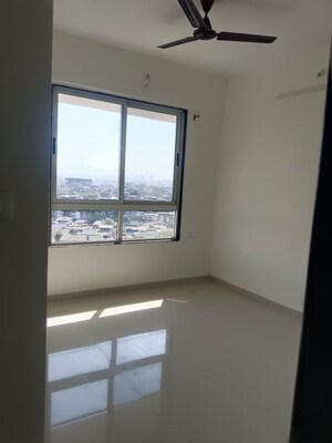 Room in 2 BHK Apartment at Runwal Gardens, Dombivli East – for Rent