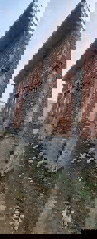 Plot For Sale in Dlf Ankur Vihar