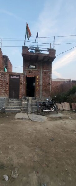 Plot For Sale in Dlf Ankur Vihar