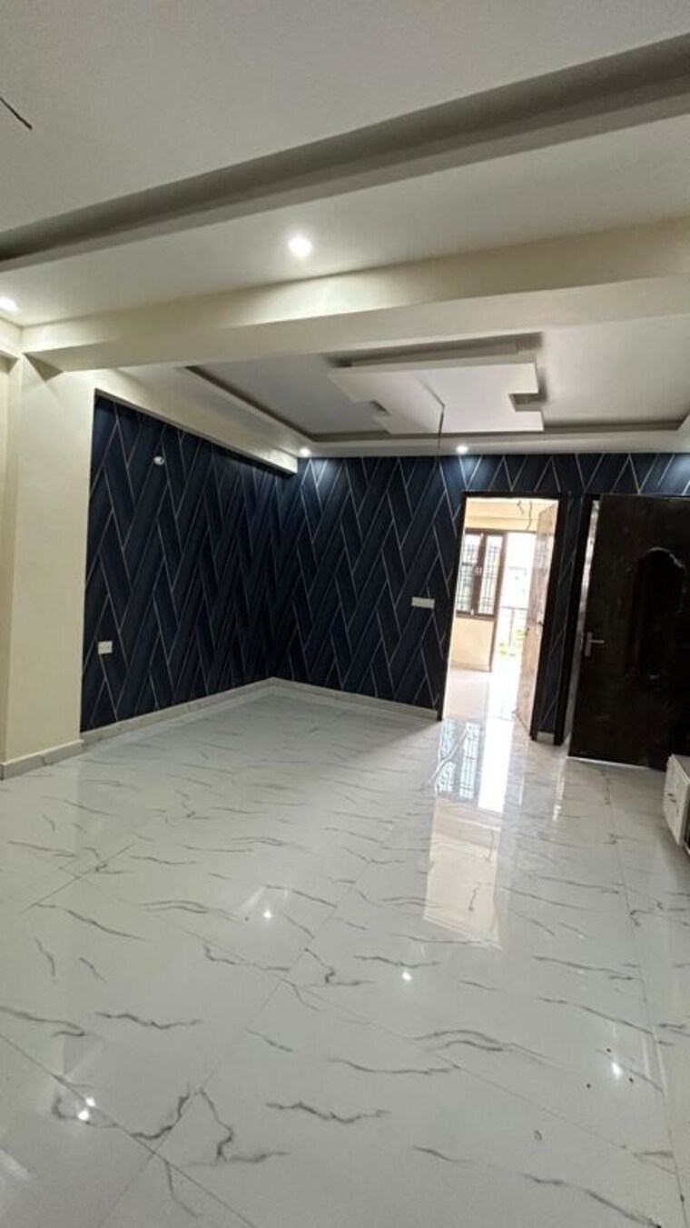 Master Bedroom, sector 56 3.5 Bedroom 4280 Sq.Ft. Independent House In Sector 56 Noida 9904368