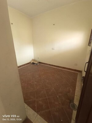 Room in 2 BHK Independent House at Sector 56 – for Rent