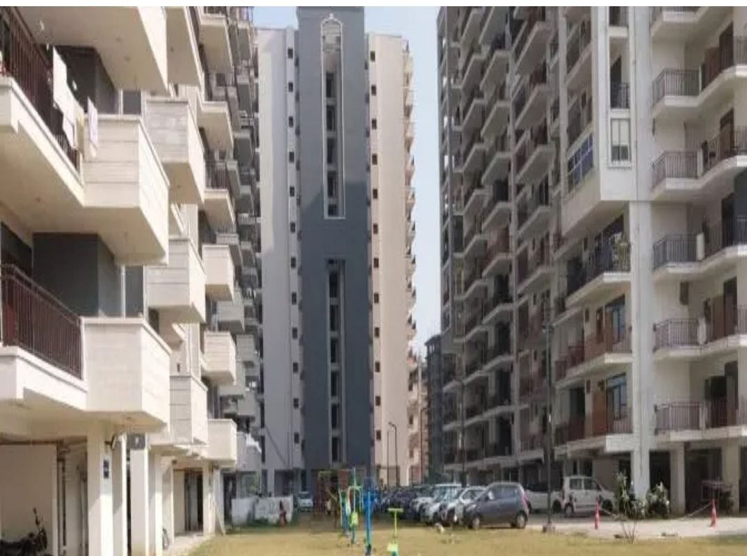 3 BHK Apartment For Sale in Amolik Sankalp