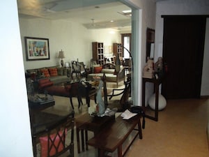 Gym in 6 BHK Independent House at Chanakyapuri – for Rent