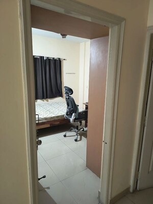 Master Bedroom in 3 BHK Builder Floor at Hsr Layout – for Rent