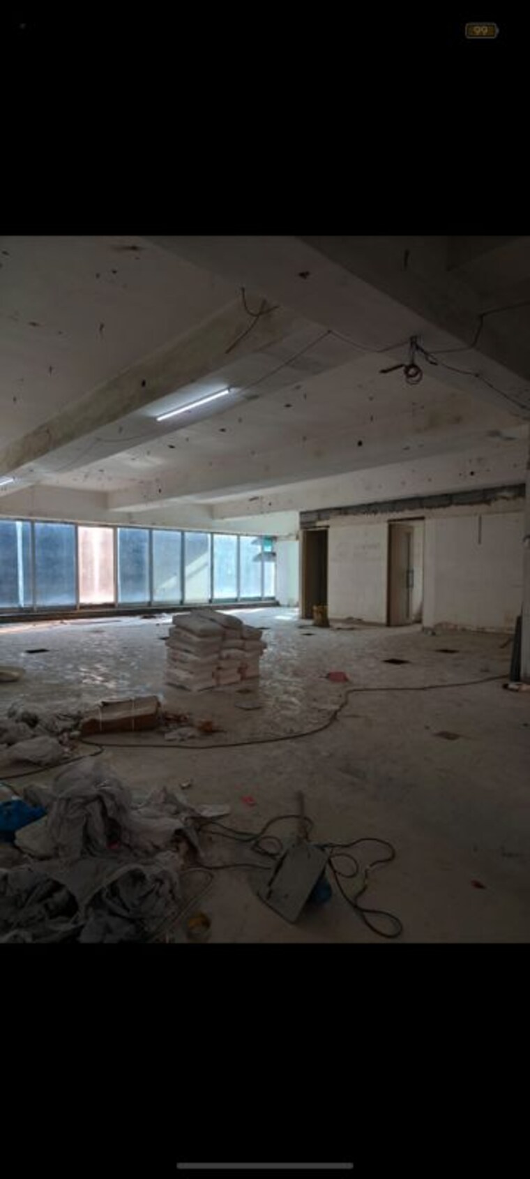  Parking, oasis-chs-borivali Commercial Showroom 2400 Sq.Ft. In Borivali West Mumbai 9904394