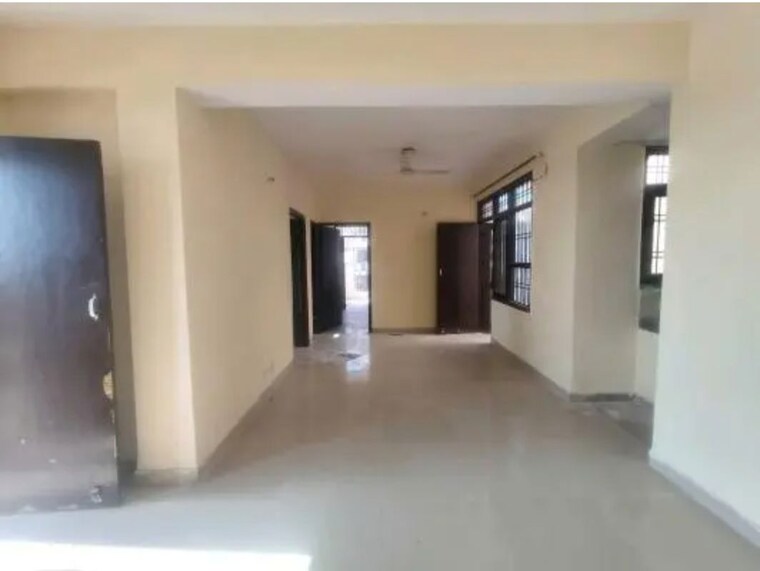 Room, srs-residency 2 Bedroom 1304 Sq.Ft. Apartment In Sector 88 Faridabad 9904412