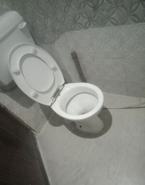  1 BHK Villa at Aliganj – for Rent