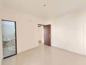 Room in 2 BHK Apartment at Misty Hills, Baner Bypass Highway – for Rent