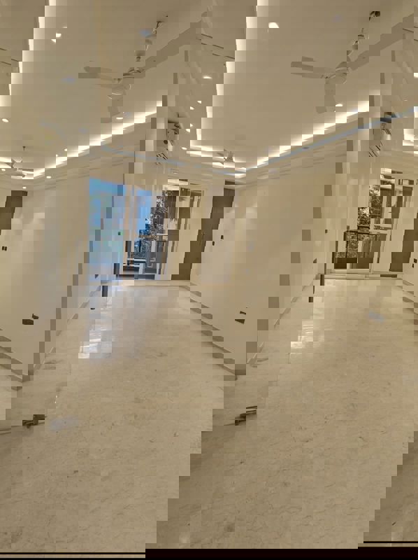 4 BHK + Servant Room Builder Floor For Rent in Safdarjung Enclave