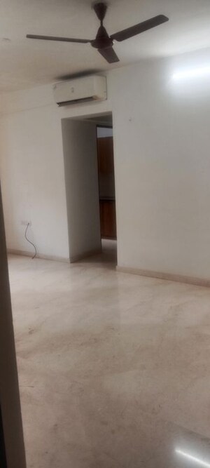Room in 1 BHK Apartment at Lodha Splendora, Ghodbunder Road – for Rent