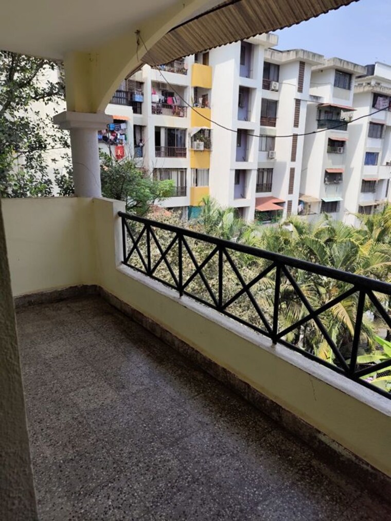 Balcony, borda 1 Bedroom 70 Sq.Mt. Apartment In Borda Goa 9904497