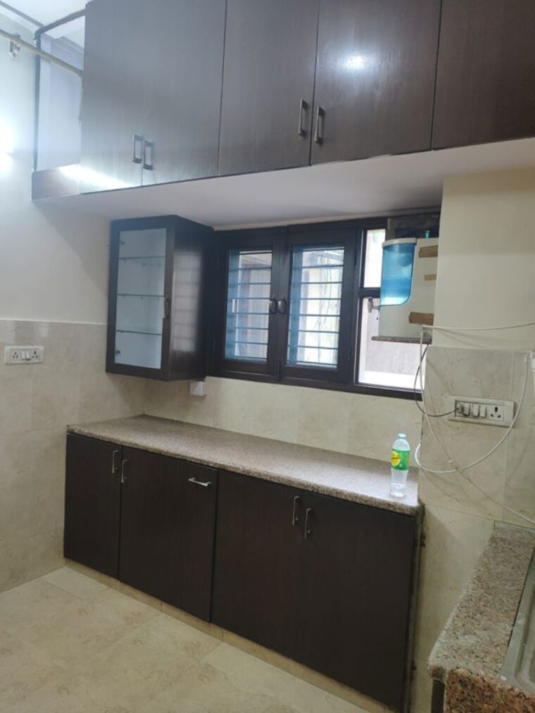 Kitchen, varun-enclave 1 RK 200 Sq.Ft. Apartment In Sector 28 Noida 9904500
