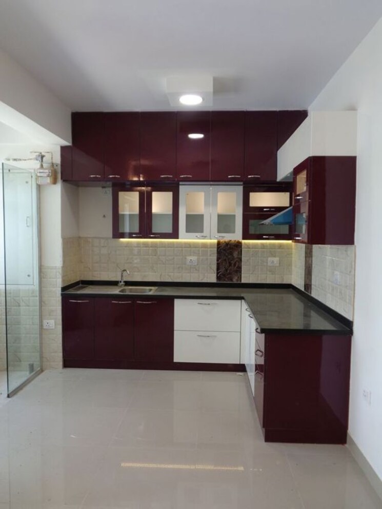 Kitchen, vibhuti khand Pg For Girls In Vibhuti Khand 9904501