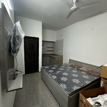 Bedroom in 1 RK Builder Floor at Sector 52 – for Rent