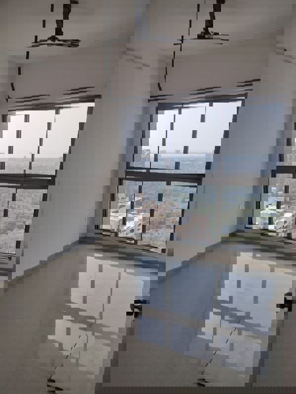 4 BHK + Extra Room Apartment For Rent in Raj Infinia