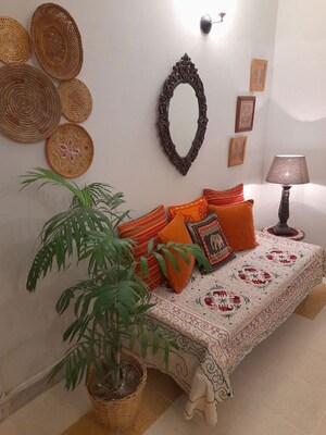  Pg For Rent in Vineet Khand