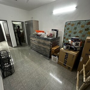 Living Room in 2 BHK Builder Floor at Sector 52 – for Rent