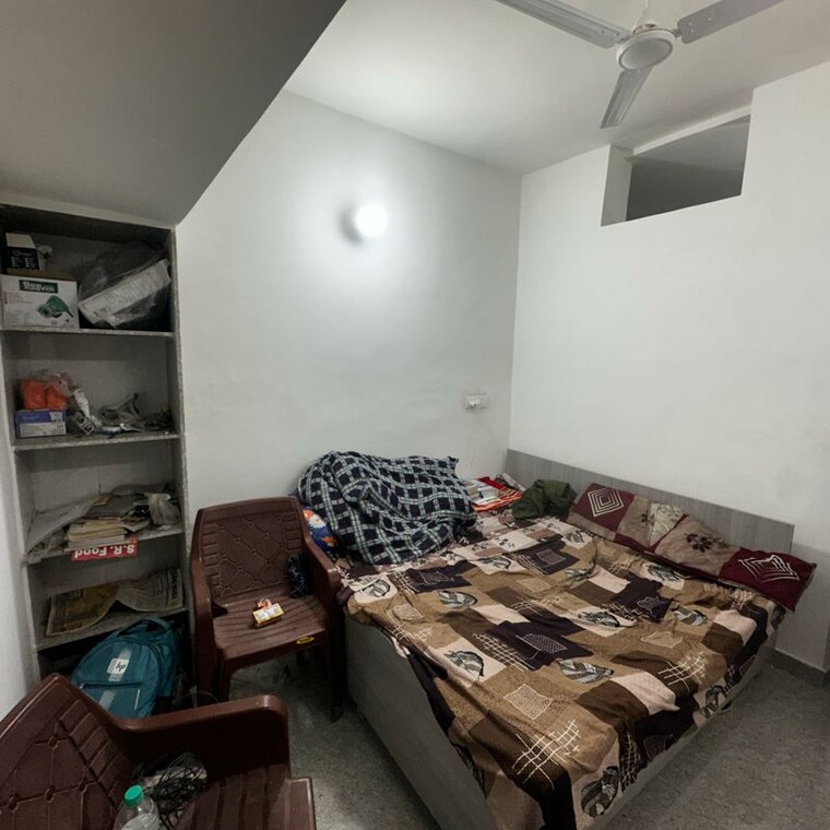 Bedroom, sector 52 2 Bedroom 950 Sq.Ft. Builder Floor In Sector 52 Gurgaon 9904529