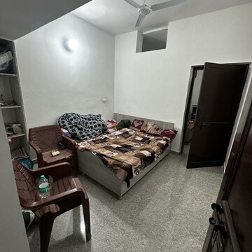 Bedroom in 2 BHK Builder Floor at Sector 52 – for Rent