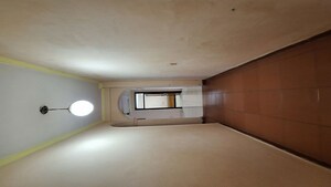 Room in 2 BHK Builder Floor at Panchsheel Vihar – for Sale