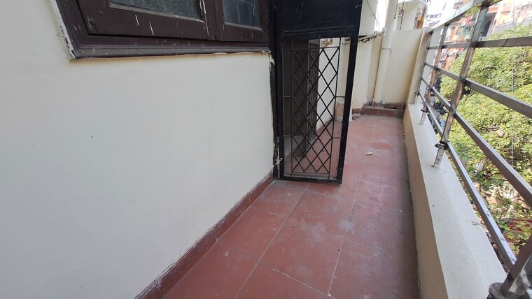 Balcony, panchsheel vihar 2 Bedroom 1000 Sq.Ft. Builder Floor In Panchsheel Vihar Delhi 9904543