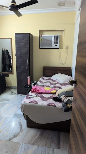 Bedroom in 3 BHK Apartment at Gundecha Orchid Tower, Kandivali East – for Rent