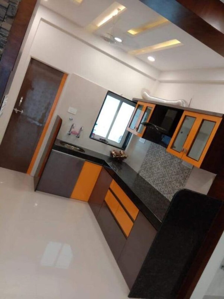 Room, vineet khand Pg For Girls In Vineet Khand 9904581