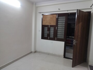Room in 1 BHK Apartment at Sarita Vihar – for Rent