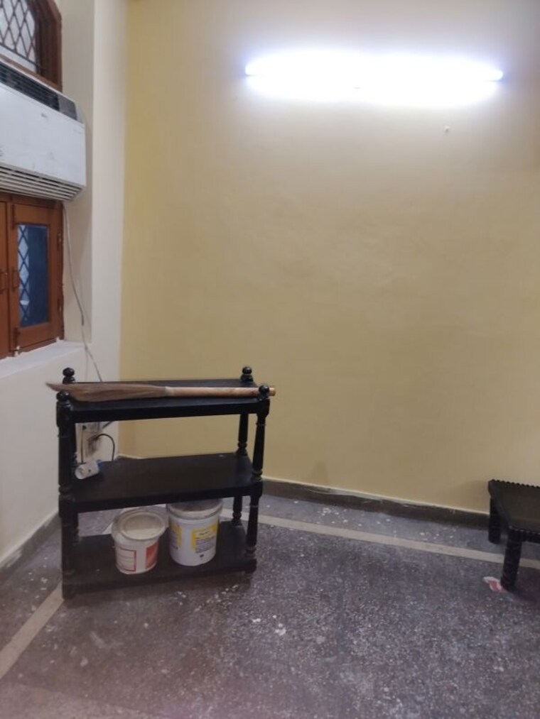 undefined, sarita vihar 1 Bedroom 450 Sq.Ft. Apartment In Sarita Vihar Delhi 9904600