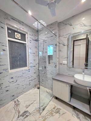 Building Lobby in 4 BHK Builder Floor at Ansal API Esencia, Sector 67 – for Sale