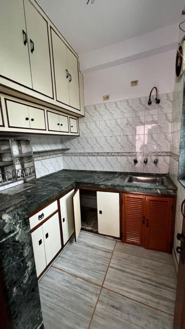 Kitchen, sector 23 2 Bedroom 2250 Sq.Ft. Independent House In Sector 23 Noida 9904647