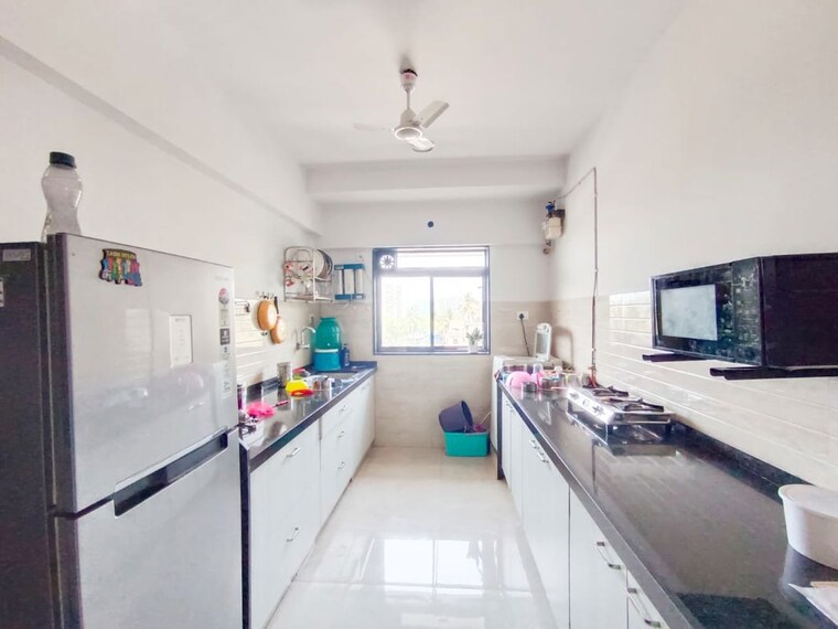 Kitchen, malad east 3 Bedroom 1011 Sq.Ft. Apartment In Malad East Mumbai 9895708