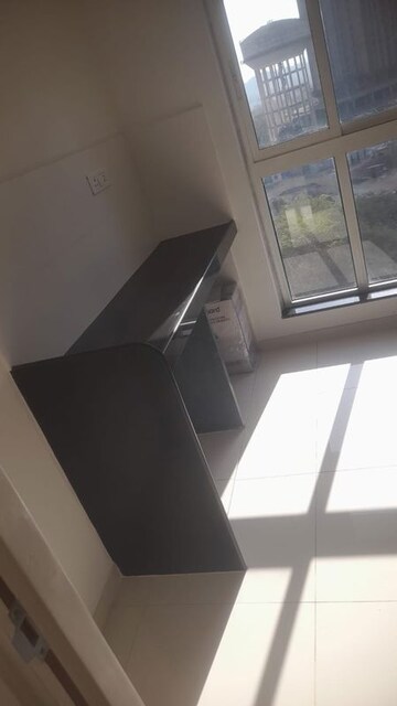 Furnished Amenities in 1 BHK Apartment at Lodha Amara, Kolshet Road – for Rent