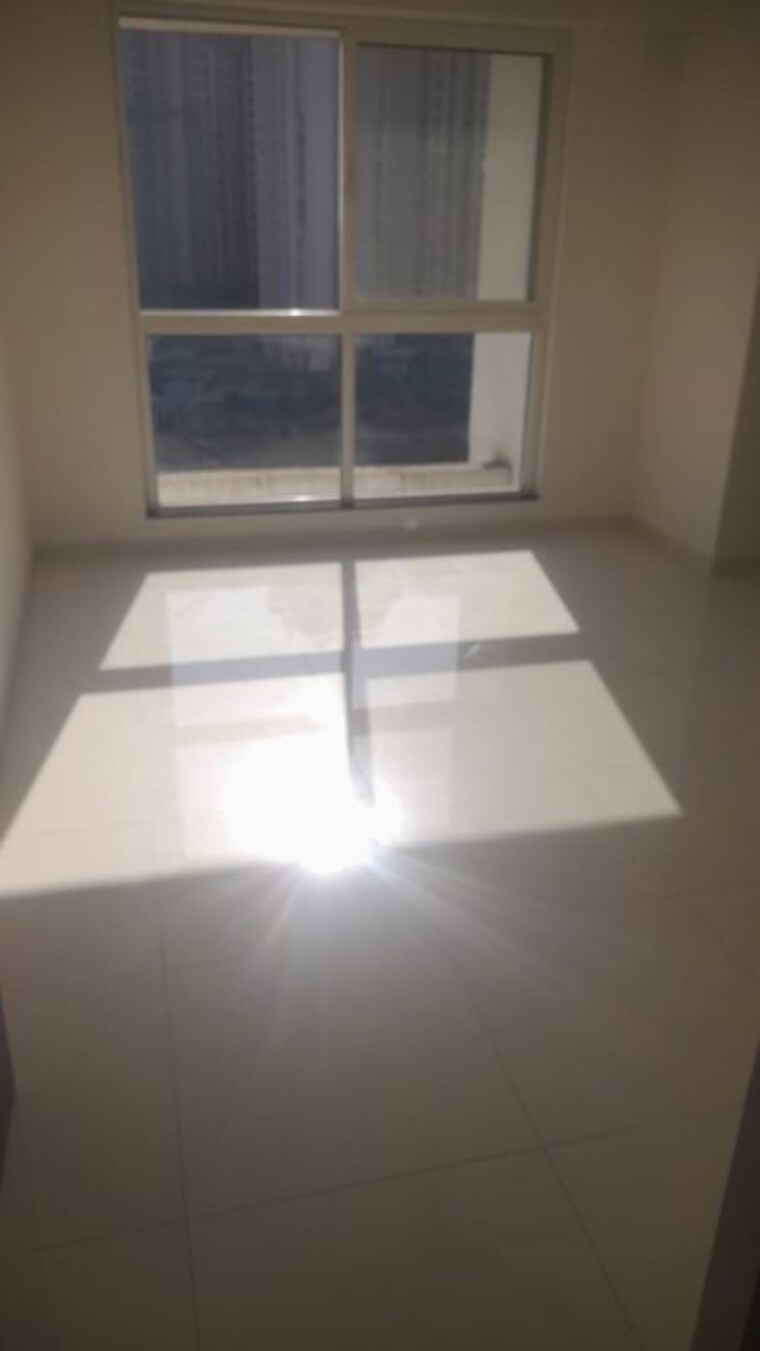 Room, lodha-amara 1 Bedroom 440 Sq.Ft. Apartment In Kolshet Road Thane 9904676