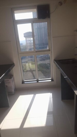 1 BHK Apartment For Rent in Lodha Amara, Kolshet Road
