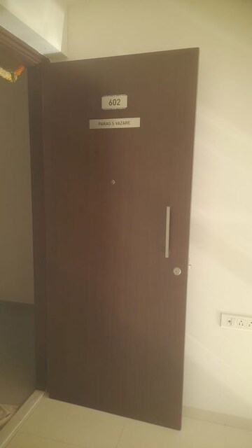 Furnished Amenities in 1 BHK Apartment at Lodha Amara, Kolshet Road – for Rent