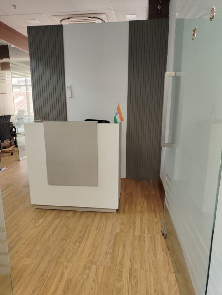 Room, akshar-business-park Commercial Office Space 760 Sq.Ft. In Vashi Sector 19f Navi Mumbai 9904721