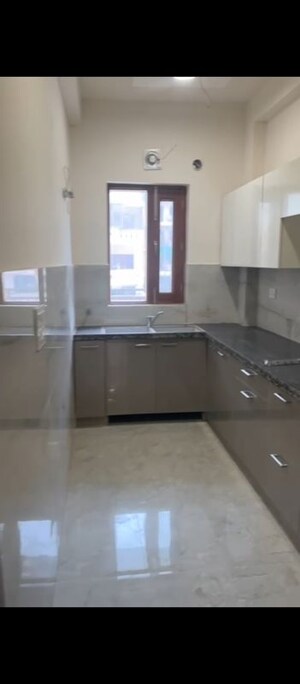 Kitchen in 3 BHK Builder Floor at RPS Palm Drive, Sector 88 – for Rent