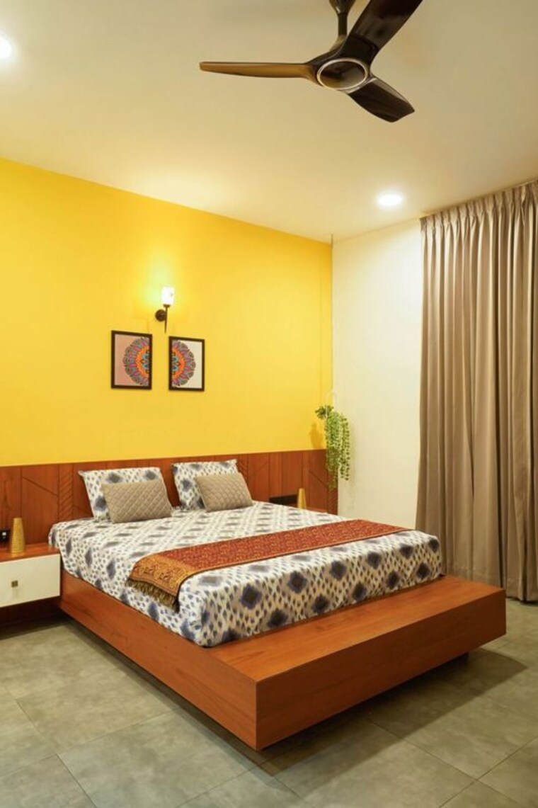 Room, vibhuti khand Pg For Girls In Vibhuti Khand 9904743