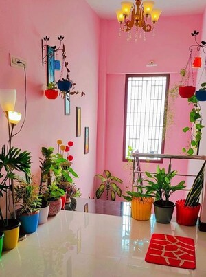 Room in  Pg at Vibhuti Khand – for Rent