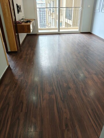 Room in 2.5 BHK Apartment at Bhartiya City Nikoo Homes 4, Thanisandra Main Road – for Rent