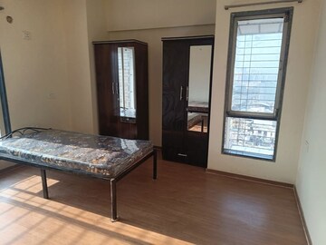 Room in  Pg at Kavesar – for Rent