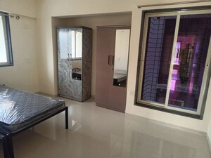 Room in  Pg at Kavesar – for Rent