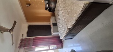 Furnished Amenities in 2 BHK Apartment at Supertech Cape Town, Sector 74 – for Rent