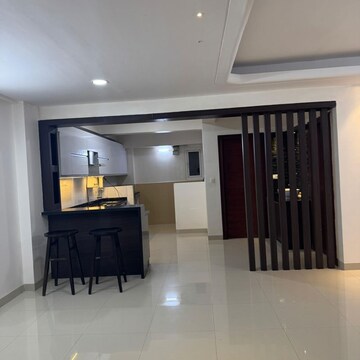 Room in 2 BHK Apartment at N R Windgates, Chokkanahalli – for Rent