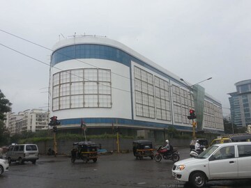  Office Space – Exterior View View at Rustomjee Eaze Zone Mall, Malad West - for Rent