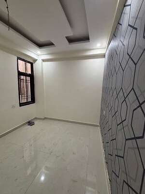 Room in 2 BHK Builder Floor at Hark Sai Homes, Sector 49 – for Sale