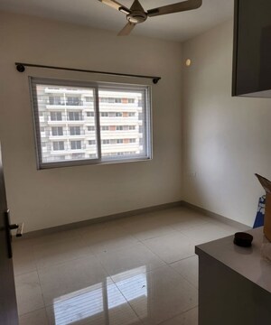 Room in 2 BHK Apartment at Adarsh Greens, Kogilu – for Rent