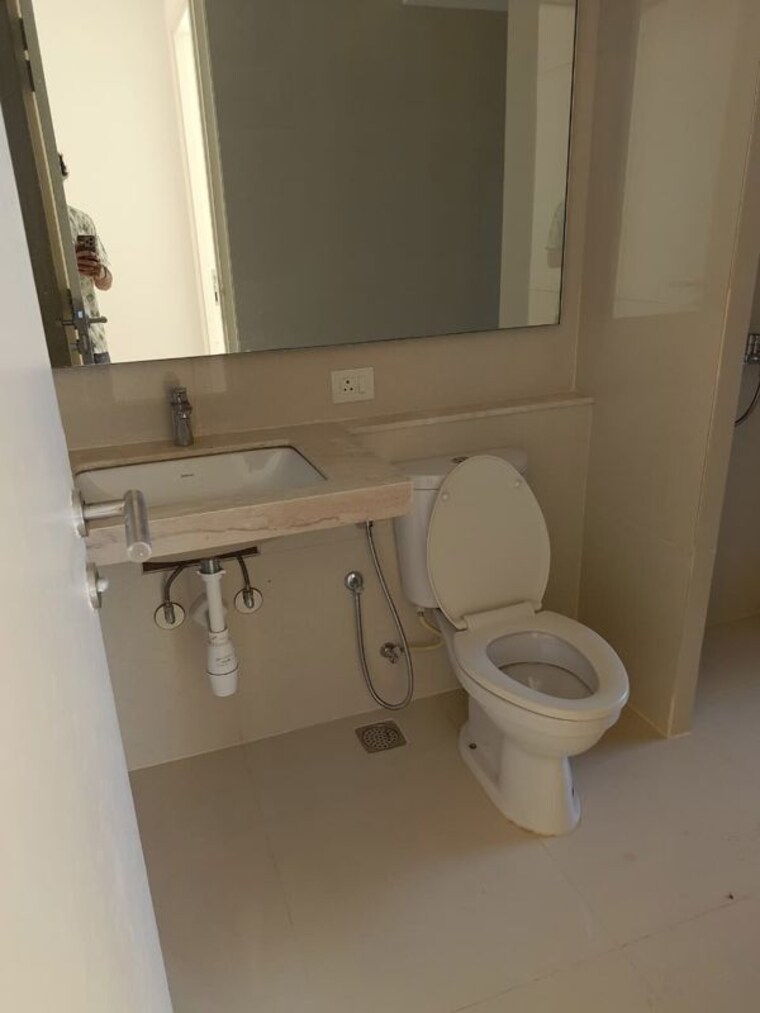 Bathroom, hiranandani-fortune-city 2 Bedroom 1105 Sq.Ft. Apartment In New Panvel Navi Mumbai 9904816