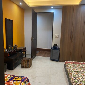 Bedroom in 3 BHK Builder Floor at Mehrauli – for Rent